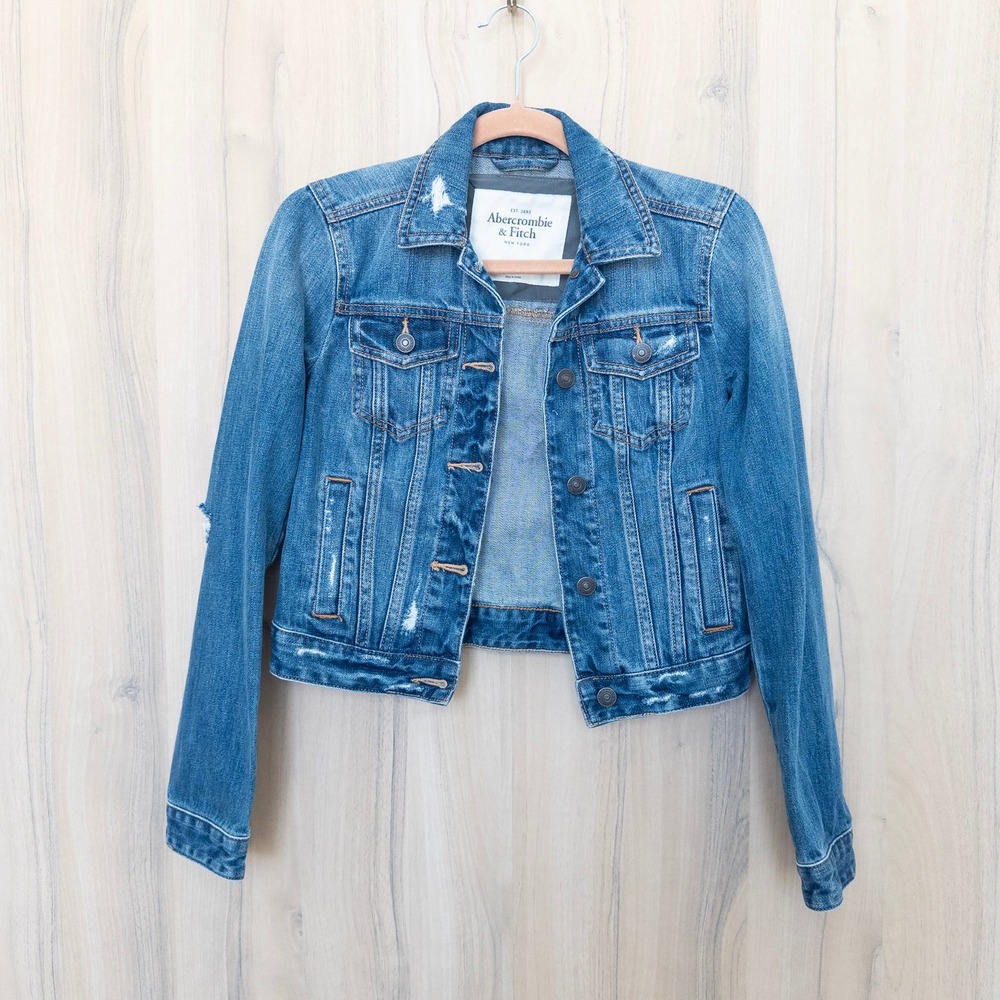 Abercrombie & Fitch Womens Denim Jacket XS Distressed Cropped Trucker Western